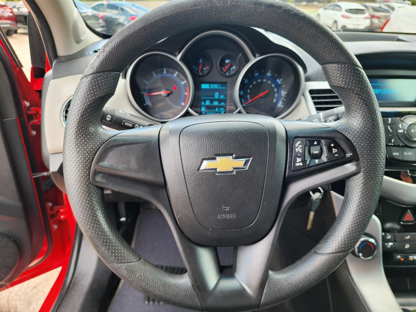 2014 RED Chevrolet Cruze LS (1G1PA5SH2E7) with an 1.8L L4 DOHC 16V FFV engine, 6-Speed Automatic transmission, located at 2660 S.Garland Avenue, Garland, TX, 75041, (469) 298-3118, 32.885551, -96.655602 - Welcome to DallasAutos4Less, one of the Premier BUY HERE PAY HERE Dealers in the North Dallas Area. We specialize in financing to people with NO CREDIT or BAD CREDIT. We need proof of income, proof of residence, and a ID. Come buy your new car from us today!! This is a very well cared for 2014 CH - Photo#12